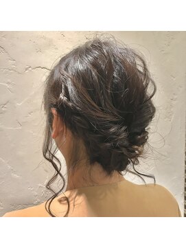 ビー オン ディー ヘア 池袋(BonD hair) #抜け感出してルーズ感をプラス！【池袋/髪質改善/ハイライト】