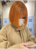 オレンジベージュ ミニボブ 前下がり 前髪あり ダブルカラー
