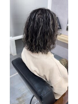 ヘアデザイン ゴドバン(Hair Design Gdobant) ワンレンミディアムロングハイライトスパイラルパーマ