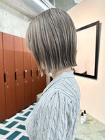 ノエ(noe)&nbsp;ミニボブ/シルバーグレー/20代30代/ブリーチ