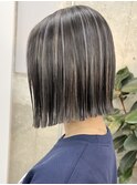 栄切りっぱなしボブ大人ハイライトカラー