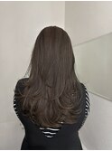 リーのトレンドヘア　ミディアムレイヤー/20代30代40代