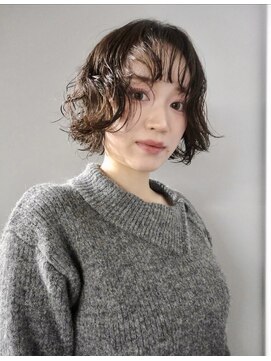 ワンインチ(1 inch) ボブパーマでイメチェン/ボリュームが出づらい方にもおすすめ