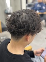 スウェル 稲毛店(Swell)&nbsp;MEN’S HAIR/サーフカール/刈り上げセンターパート/稲毛