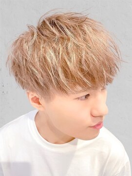 ディーバ 横浜(D.I.E.V.A) 10代20代30代メンズツーブロックマッシュハイライトハイトーン