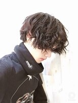 シン(syn)&nbsp;スパイラルパーマ/ツイストスパイラルパーマ/波巻きパーマ