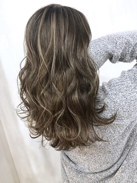 メリー(merry craftsman's factory) ハイライトグレージュ！