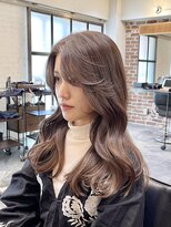 チョビー 銀座(chobii)&nbsp;ベージュカラー/イルミナ/冬カラー/くびれヘア/透けバング/tomok