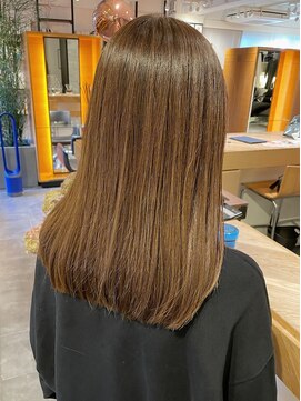 エイゾー(EIZO) ブリーチ無し艶ベージュ