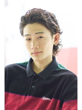 にもう バックパーマ　ミディアムウルフ　スリックバック　M