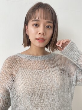 ノイカーム(noi Calm) ボブ　ミニボブ　おん眉　ミルクティーベージュ