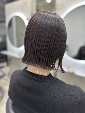 エトラ 渋谷店(etora) 切りっぱなし ボブ 外はね 前髪 ボルドー