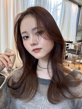 エインアンリー 明治神宮前(AIN.ANLY.) レイヤーカットラベンダーグレーアッシュグレージュ美髪