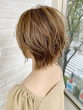 ヘアリゾート粋 新宿三丁目本店 ショートカット/ブリーチカラー/ブラウンベージュ