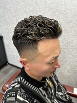 髪処田島屋 フェードメッシュパーマ