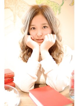 マイティ バイ エイチ(mighty by H) mighty*【ヘルシーカジュアル】ほつれウェーブ×シアーベージュ