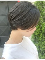 エミス バイ メルト 吉祥寺(emis by melt)&nbsp;【堀惠洋平】ハンサムショート アッシュ  大人ハンサムショート