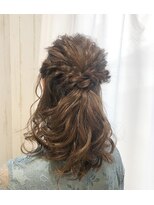 アルマヘア(Alma hair)&nbsp;ハーフアップ編み込みアレンジ