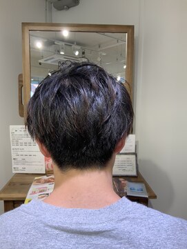 ユーネリー(U-NERY) マッシュベースの刈り上げスタイル