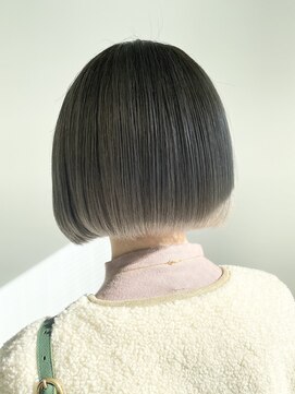 リーホリエ(Lee Horie) グレー強めのグレージュ×インナーブルー◎