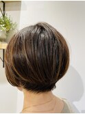 ショートボブ