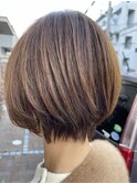 ショートボブ