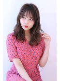 アッシュブラウンの大人かわいいブランジュ小顔くびれセミディ