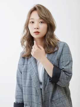 ヘアーサロンソシエ 本厚木店 ハイトーン/かき上げ/ウェーブ[本厚木/本厚木駅]