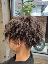 ライズ 綾瀬店(RISE)&nbsp;大きめウェーブ感の刈り上げツイストスパイラルパーマ！！