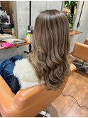 ミルクティーベージュ艶グラデーション【rili横浜】
