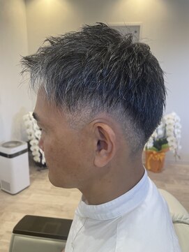 バースト(BURST) ツーブロックフェード