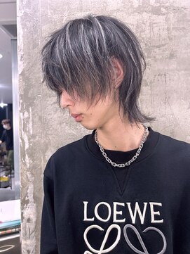 キング 枚方店(K!ng) 縮毛矯正髪質改善ハイライトレイヤーカット梅田美容室エクステ