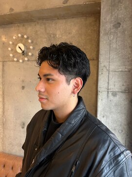 ヘアーアンドメイク ファット(Hair&Make PHAT) 20代30代40代メンズカットカッコイイビジネスツーブロックパーマ