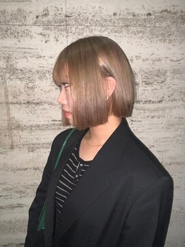 カラープロデュースバイアルバ(color produce byALBA) ベージュカラー