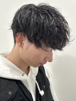 ヒュイル バイ ニアウ(Hwyl by Niau)&nbsp;メンズマッシュシャドウパーマスパイラルパーマニュアンスパーマ