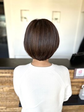 ヴァン カウンシル 王子(VAN COUNCIL) 春のうる艶ケアカラー 髪質改善TR 大人のショートボブ#2