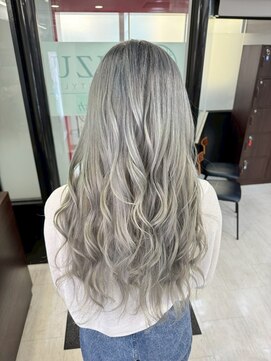 アイズ 本厚木(AIZU) ハイトーンカラー