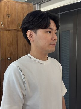 レーヴス(REVES) 毛流れセンターパート