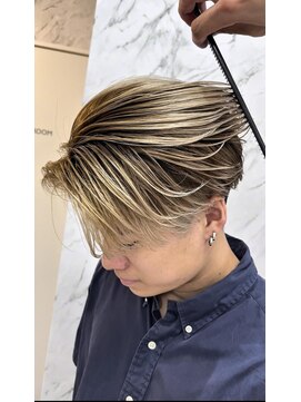 エル(EL by green) 【SHIN】明るめバレイヤージュ