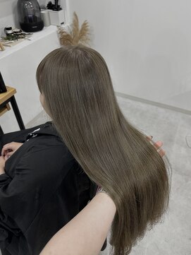 ウル 岡山駅店(ULu.) グレージュ