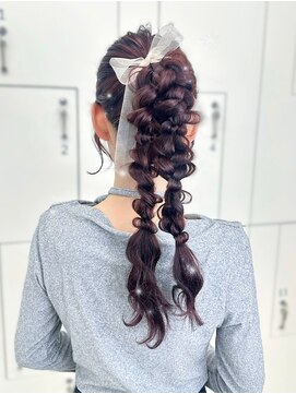 ヘアメ/ヘアセット新宿/編みおろしツインポニーテール