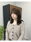 トレンドレイヤーカット、透明感オリーブベージュ［中島］