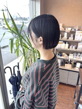 メグル(MEGURU,) ミニボブ/暗髪ボブ
