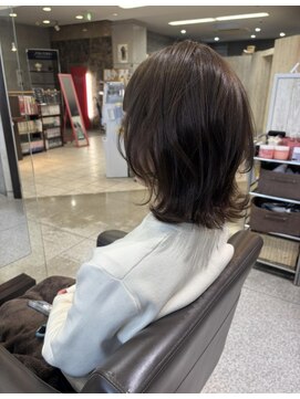 ヘアールーム プリズム(Hair room Prism) レイヤーボブ【池袋駅/池袋西口/要町】