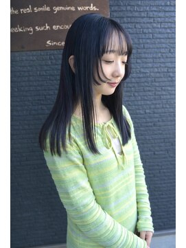 ヘアアンドビューティー クローバー(Hair&Beauty Clover) 透明感ブルーブラック×個性派ニュアンスカット/シアーバング