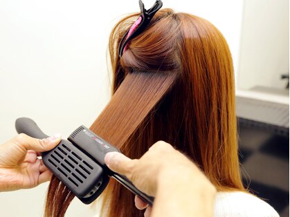 カリスマ ヘア ドレッサーズ(CHARISMA hair dressers)の写真