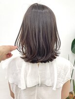 [中野莉子]ふわっと！鎖骨ミディアム　ニュアンスカラー