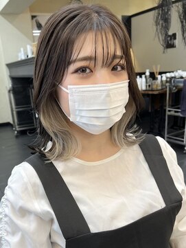 ヒート バイ アンカットラウンジ 渋谷(HEAT by UNCUT&LOUNGE) インナーカラー/イヤリングカラー/ケアブリーチ/ベージュ