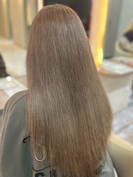 アフィナー(Afinar) 【横浜/横浜駅】くすみベージュブラウン