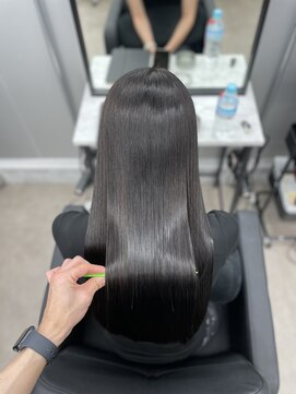 シンシア 新宿(CYNTHIA) 【CYNTHIA/イリス】髪質改善/髪質改善縮毛矯正/髪質改善カラー